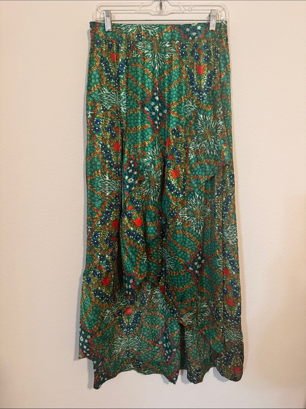 ba&sh Green Floral maxi skirt. Size US 6